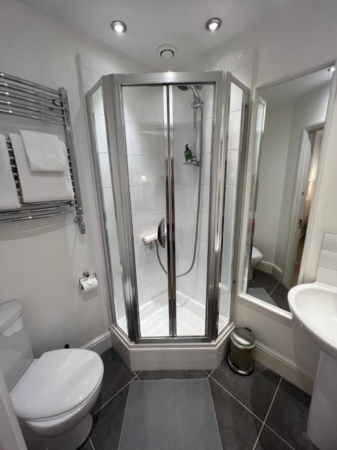 Ferndale Mews Bed & Breakfast Бристол Екстериор снимка