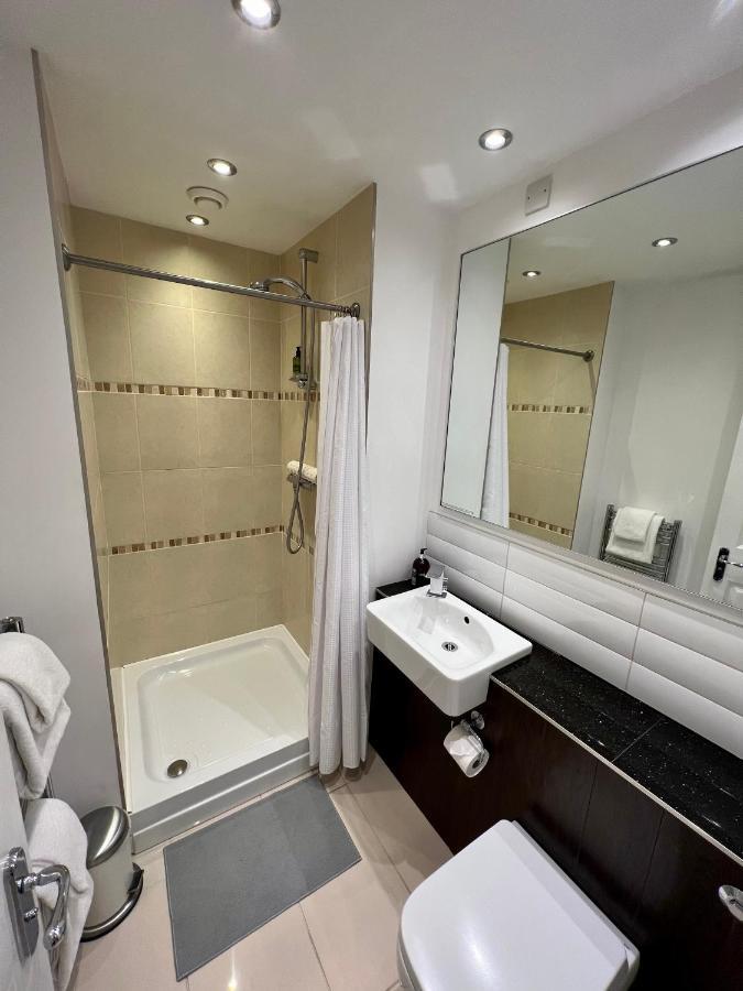 Ferndale Mews Bed & Breakfast Бристол Екстериор снимка